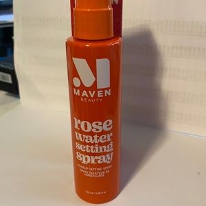 Maven beauty Rose water setting spray